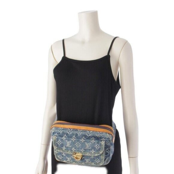 Authentic LOUIS VUITTON Monogram Denim Bum Bag Waist Bag Pouch Blue - Picture 5 of 16